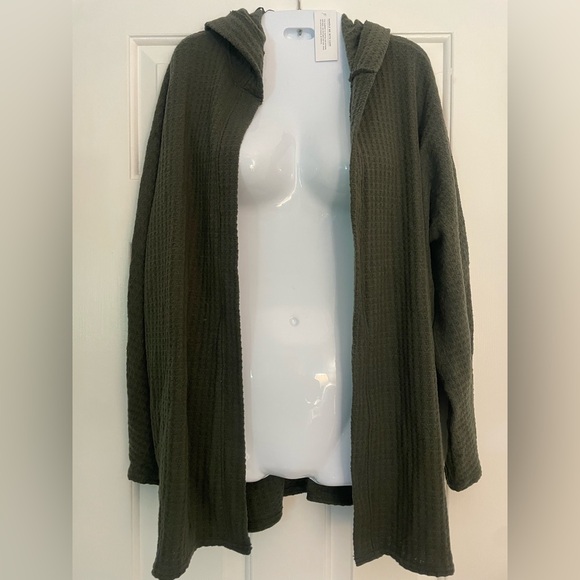 NWT American Eagle Outfitters Forest Green open front cardigan soft & sexy plush - Picture 2 of 7